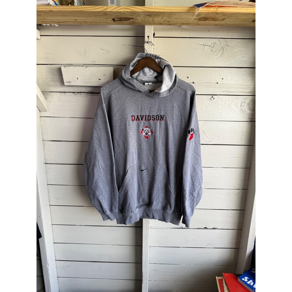 Nike Davidson Wildcats Hoodie Mens Large Gray Embroidered Pullover Sweatshirt